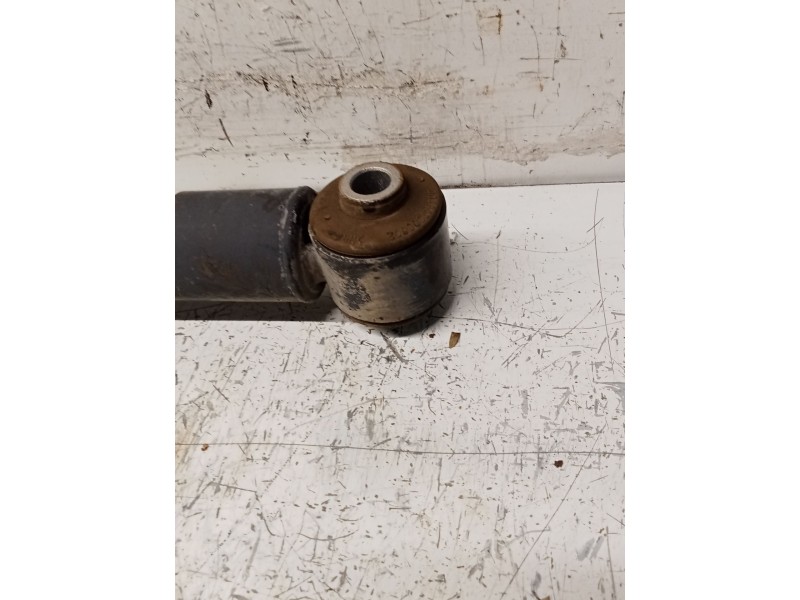Recambio de amortiguador trasero izquierdo para kia carens ( ) referencia OEM IAM 55310A4500  