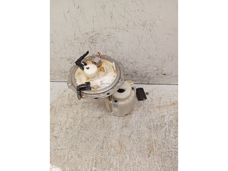 Recambio de bomba combustible para kia carens ( ) referencia OEM IAM 31110A4001 083002880 