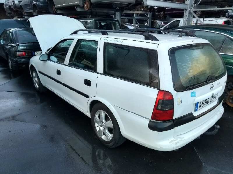opel vectra b caravan del año 1998