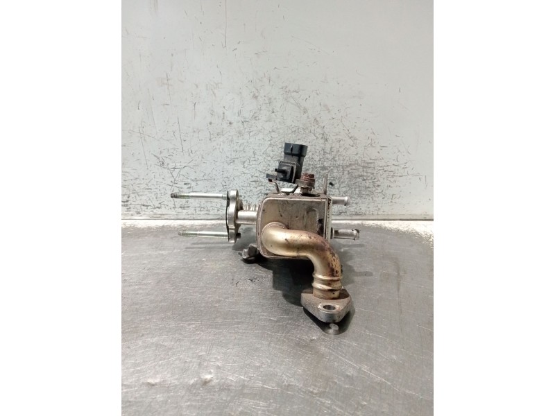 Recambio de enfriador egr para toyota auris (_e15_) 1.4 d-4d (nde150_) referencia OEM IAM 2560133060  