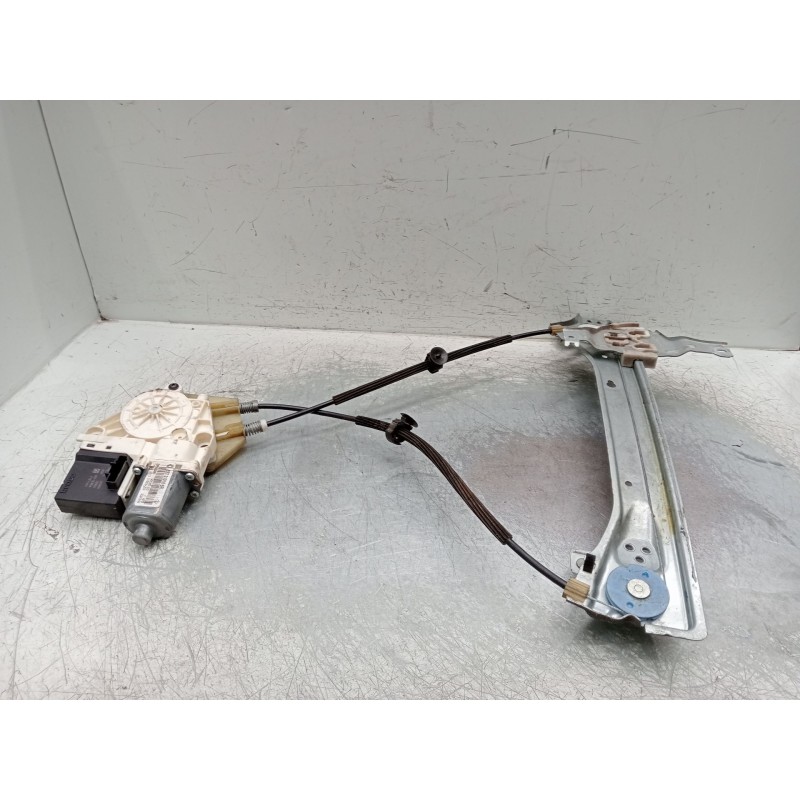 Recambio de elevalunas trasero izquierdo para renault megane iii hatchback (bz0/1_, b3_) 1.9 dci (bz0n, bz0j) referencia OEM IAM