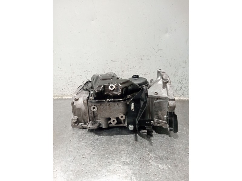 Recambio de carter para renault grand scénic iv (r9_) 1.3 tce 140 referencia OEM IAM 110175352R 111113203R 213055917R