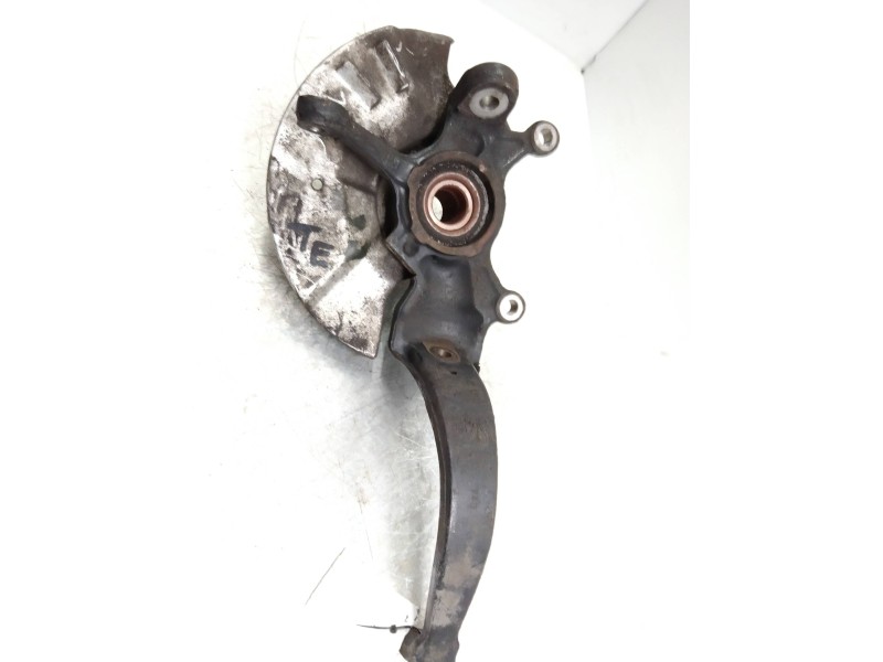 Recambio de mangueta delantera derecha para mazda xedos 9 (ta) 2.5 v6 referencia OEM IAM   