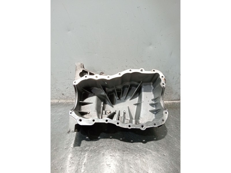 Recambio de carter para renault clio iv 1.5 dci diesel fap referencia OEM IAM 111118070R  