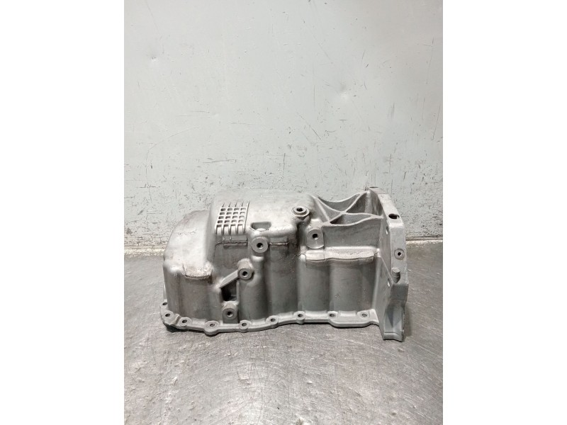 Recambio de carter para renault clio iv 1.5 dci diesel fap referencia OEM IAM 111118070R  