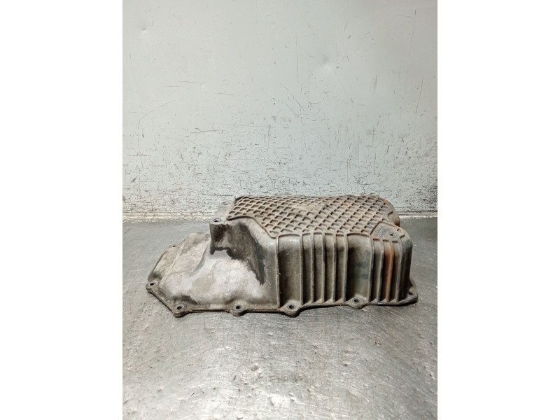 Recambio de carter para chrysler pt cruiser (pt_) 2.0 referencia OEM IAM 04777241AB  