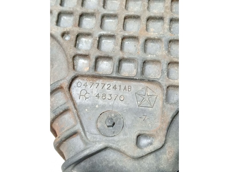 Recambio de carter para chrysler pt cruiser (pt_) 2.0 referencia OEM IAM 04777241AB  