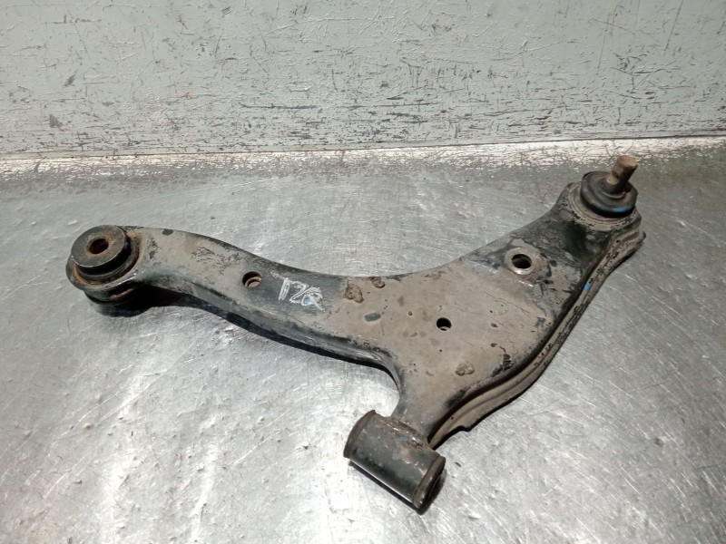 Recambio de brazo suspension inferior delantero izquierdo para chrysler pt cruiser (pt_) 2.0 referencia OEM IAM   