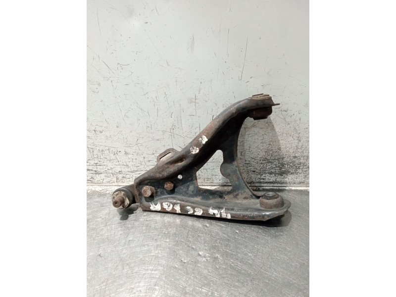 Recambio de brazo suspension inferior delantero derecho para renault megane i (ba0/1_) 1.9 dti (ba1u) referencia OEM IAM   