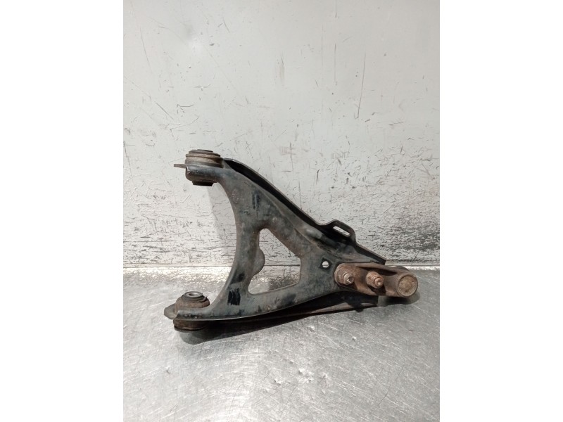 Recambio de brazo suspension inferior delantero derecho para renault megane i (ba0/1_) 1.9 dti (ba1u) referencia OEM IAM   