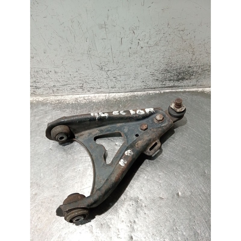 Recambio de brazo suspension inferior delantero derecho para renault megane i (ba0/1_) 1.9 dti (ba1u) referencia OEM IAM   