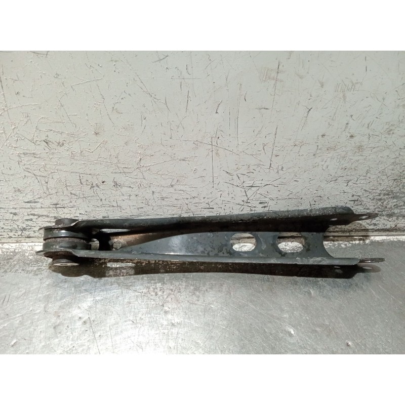 Recambio de brazo suspension inferior trasero derecho para bmw x3 (f25) referencia OEM IAM 33306786978  