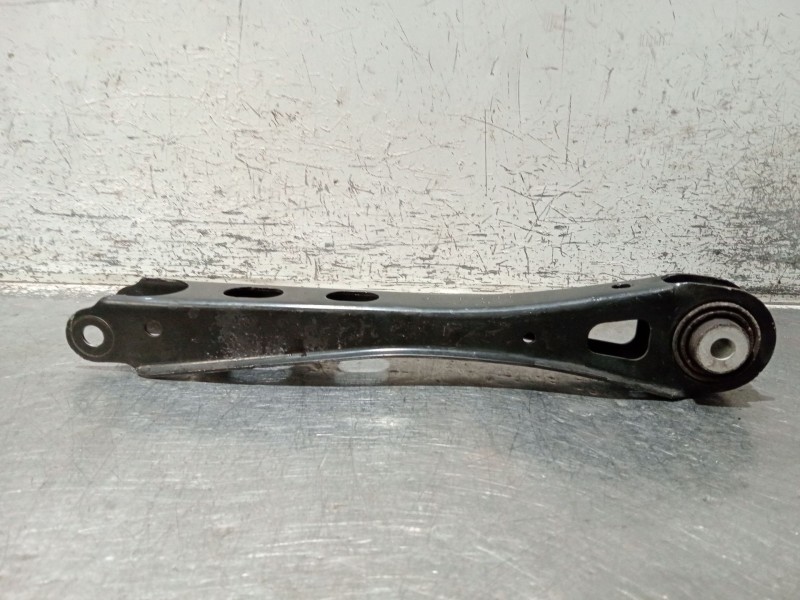 Recambio de brazo suspension inferior trasero derecho para bmw x3 (f25) referencia OEM IAM 33306786978  