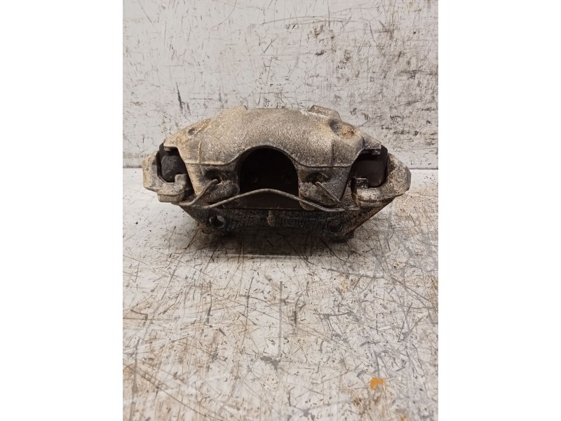 Recambio de pinza freno delantera derecha para dacia sandero referencia OEM IAM   