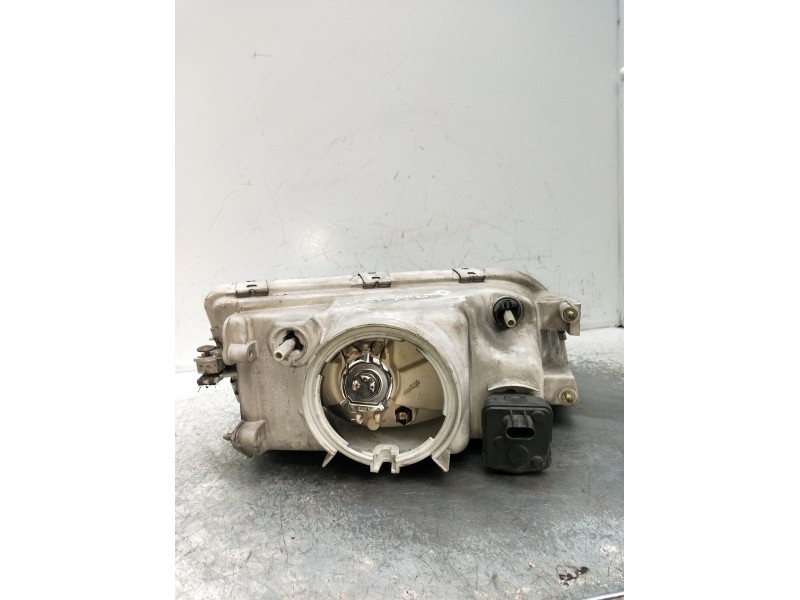Recambio de faro izquierdo para volvo v40 station wagon (645) 1.9 di referencia OEM IAM 14556100L  