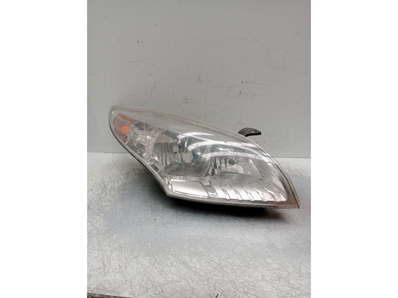 Recambio de faro derecho para renault megane iii hatchback (bz0/1_, b3_) 1.9 dci (bz0n, bz0j) referencia OEM IAM 260100017r 0301