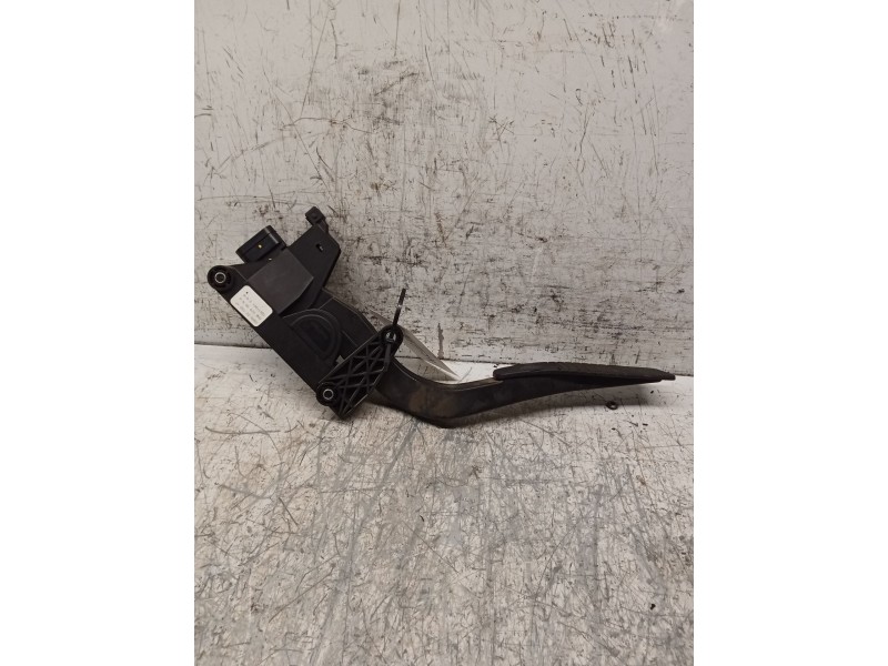 Recambio de potenciometro pedal para chevrolet captiva 2.0 vcdi lt referencia OEM IAM 96625893  