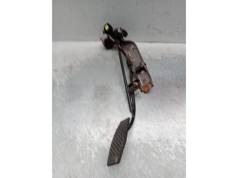 Recambio de potenciometro pedal para kia carens 2.0 turbodiesel cat referencia OEM IAM   