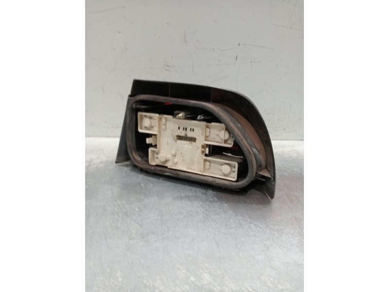 Recambio de piloto trasero derecho para renault clio i (b/c57_, 5/357_) 1.4 referencia OEM IAM   