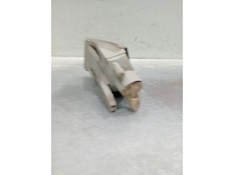 Recambio de piloto delantero derecho para renault clio i (b/c57_, 5/357_) 1.4 referencia OEM IAM 67521840  