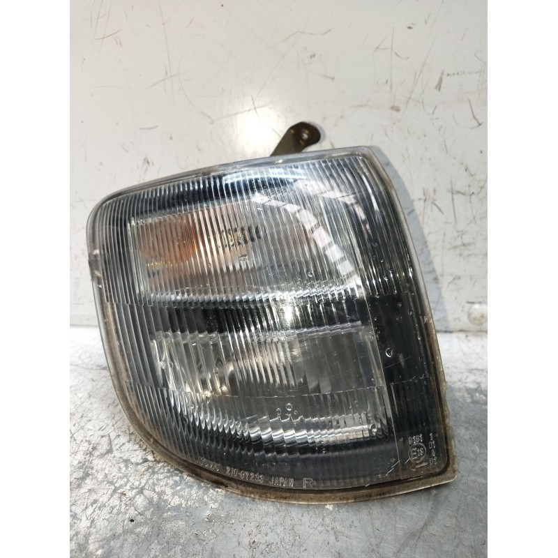Recambio de piloto delantero derecho para mitsubishi montero classic (v2_w, v6_w, v7_w) 2.5 td (v24w) referencia OEM IAM 2108723