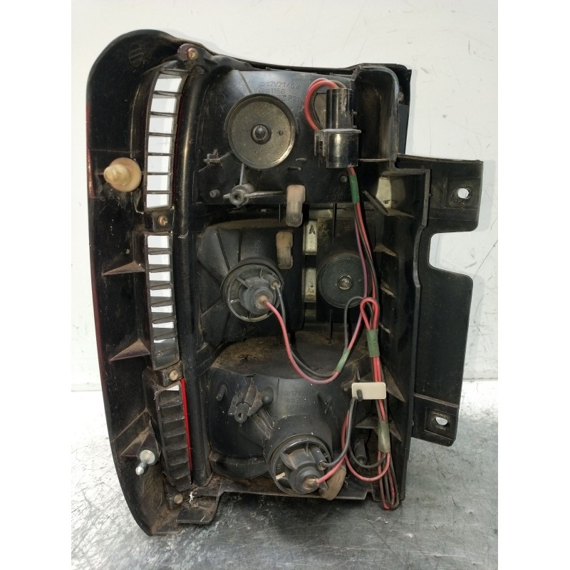 Recambio de piloto trasero derecho para mitsubishi montero classic (v2_w, v6_w, v7_w) 2.5 td (v24w) referencia OEM IAM   