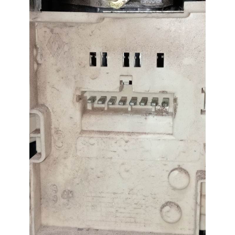 Recambio de piloto trasero izquierdo para renault clio i (b/c57_, 5/357_) 1.4 referencia OEM IAM   