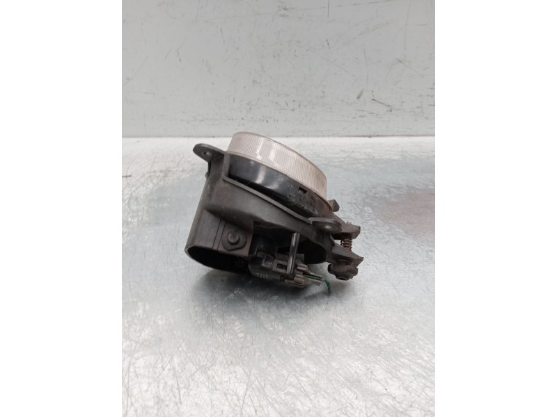 Recambio de faro antiniebla derecho para kia carens 2.0 turbodiesel cat referencia OEM IAM   