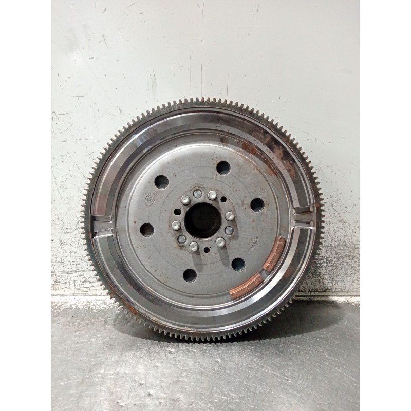 Recambio de volante motor para renault grand scénic iv (r9_) 1.3 tce 140 referencia OEM IAM 123101804R TD9035 04022019