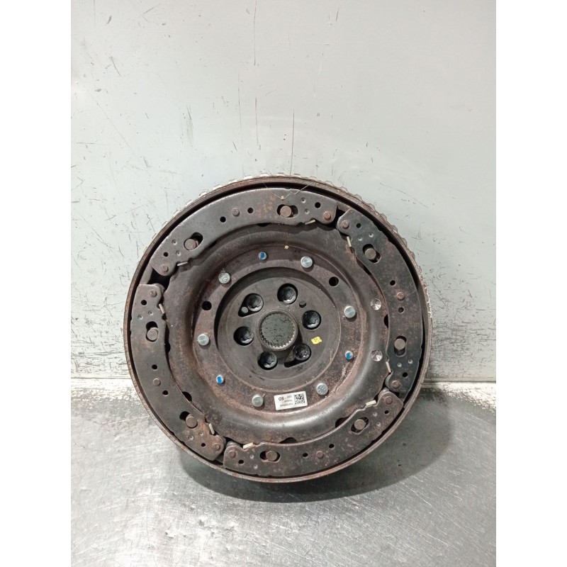 Recambio de volante motor para renault grand scénic iv (r9_) 1.3 tce 140 referencia OEM IAM 123101804R TD9035 04022019