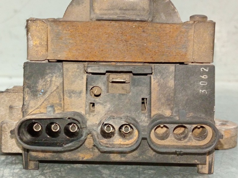 Recambio de bobina encendido para renault clio i (b/c57_, 5/357_) 1.4 referencia OEM IAM 7700732263  