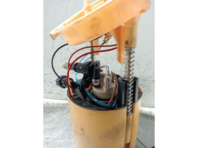 Recambio de bomba combustible para bmw 1 (e87) 118 d referencia OEM IAM 6763886 A2C53025282 