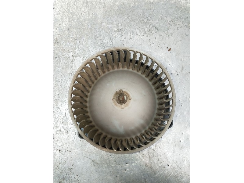 Recambio de motor calefaccion para mitsubishi montero classic (v2_w, v6_w, v7_w) 2.5 td (v24w) referencia OEM IAM 19400008211F  