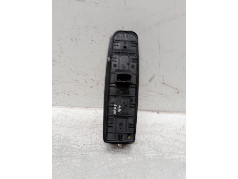 Recambio de mando elevalunas delantero izquierdo para renault megane iii hatchback (bz0/1_, b3_) 1.9 dci (bz0n, bz0j) referencia