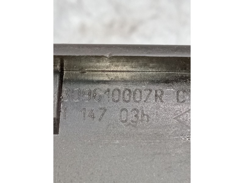 Recambio de mando elevalunas delantero izquierdo para renault megane iii hatchback (bz0/1_, b3_) 1.9 dci (bz0n, bz0j) referencia