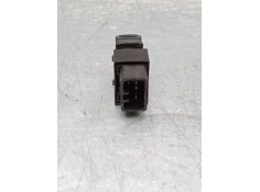 Recambio de mando elevalunas delantero derecho para kia carens 2.0 turbodiesel cat referencia OEM IAM    2