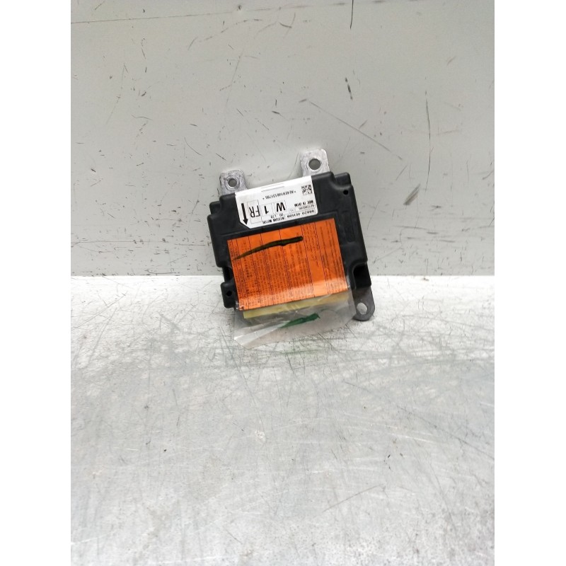 Recambio de centralita airbag para nissan qashqai ii (j11, j11_) 1.5 dci referencia OEM IAM 627260200 988204EH0B AE4EH146131795