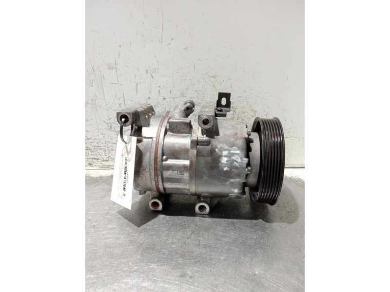 Recambio de compresor aire acondicionado para kia carens ( ) referencia OEM IAM CA500PNBAA15 NBHD2261 