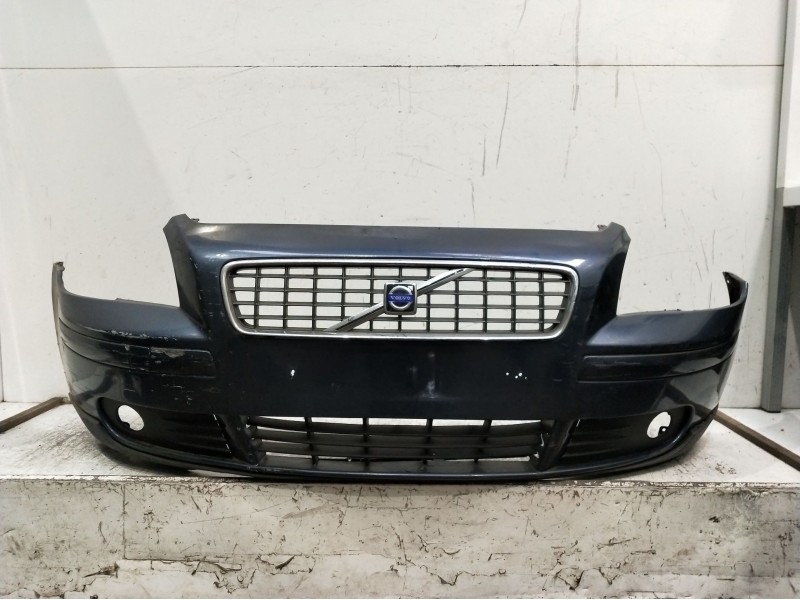 Recambio de paragolpes delantero para volvo s40 berlina 1.6 d kinetic referencia OEM IAM  ojo ver fotos 