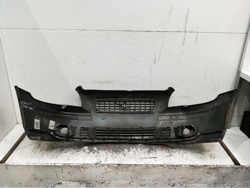 Recambio de paragolpes delantero para volvo s40 berlina 1.6 d kinetic referencia OEM IAM  ojo ver fotos 
