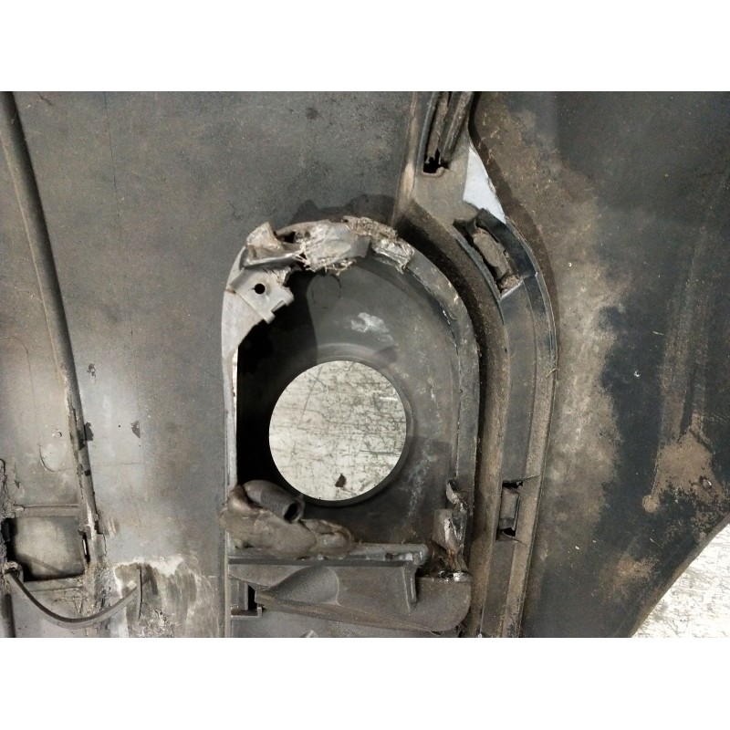 Recambio de paragolpes delantero para volvo s40 berlina 1.6 d kinetic referencia OEM IAM  ojo ver fotos 