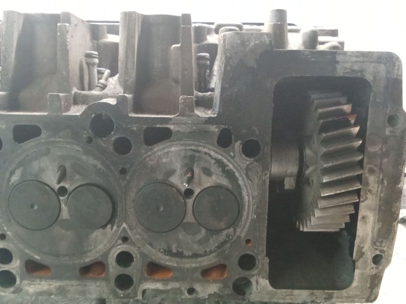 Recambio de culata para volkswagen touareg (7la) referencia OEM IAM AYH R070103373A 