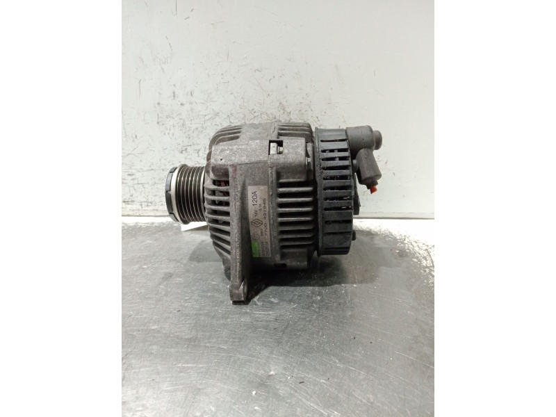 Recambio de alternador para volvo v40 station wagon (645) 1.9 di referencia OEM IAM 7700431945 2542315A 