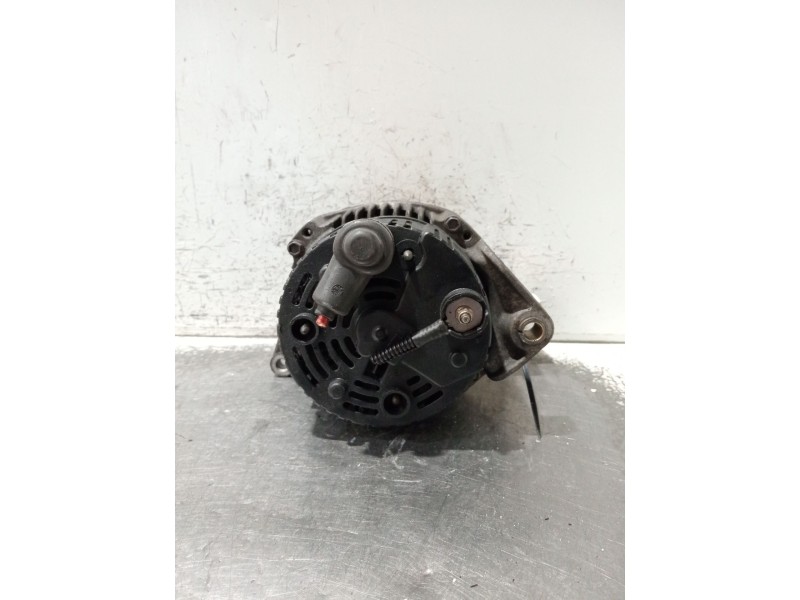 Recambio de alternador para volvo v40 station wagon (645) 1.9 di referencia OEM IAM 7700431945 2542315A 