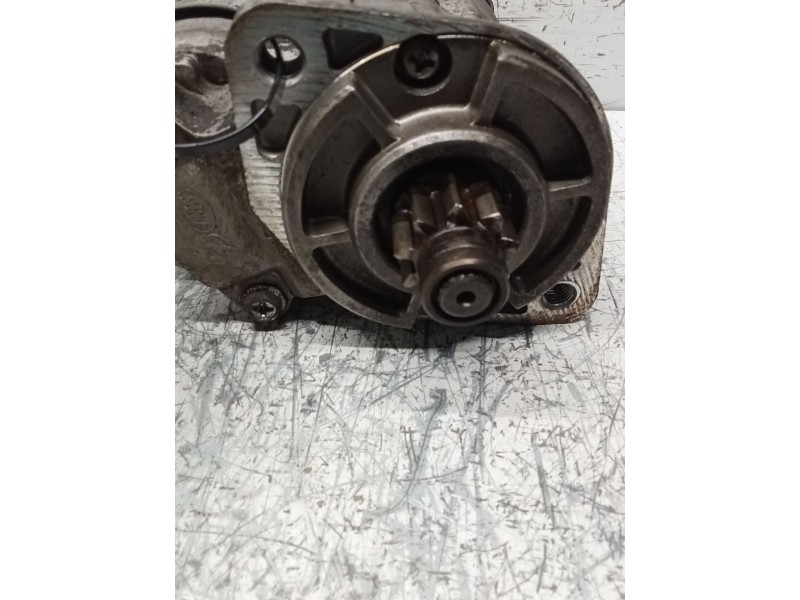 Recambio de motor arranque para kia carens 2.0 turbodiesel cat referencia OEM IAM 3610027000 031013170 