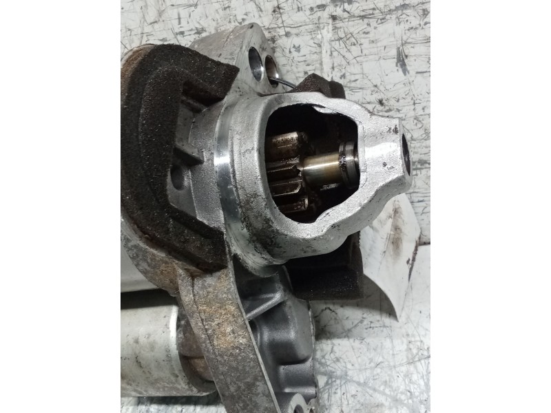 Recambio de motor arranque para dacia sandero referencia OEM IAM 233004646RA 0001170679 BOSCH