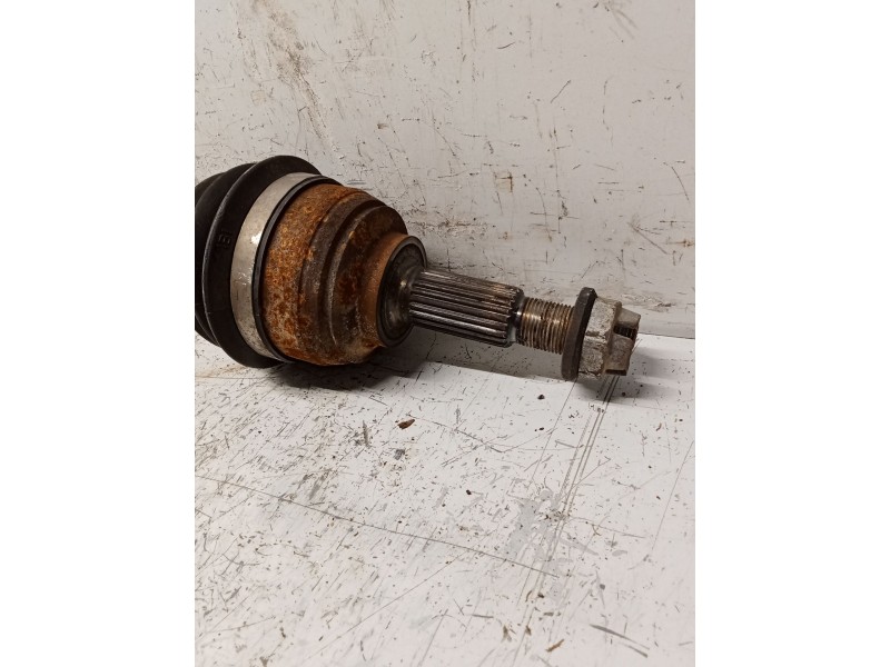 Recambio de transmision delantera derecha para dacia sandero referencia OEM IAM 07857R  