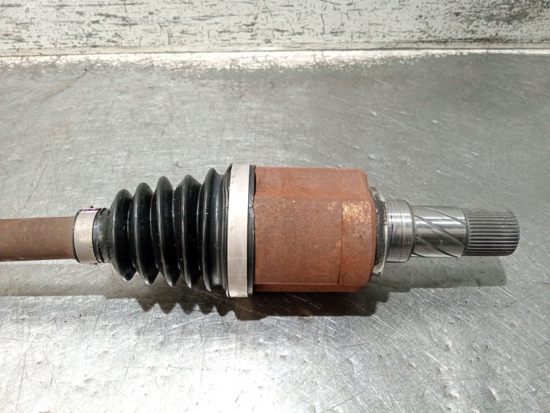 Recambio de transmision delantera izquierda para renault megane iii hatchback (bz0/1_, b3_) 1.9 dci (bz0n, bz0j) referencia OEM 