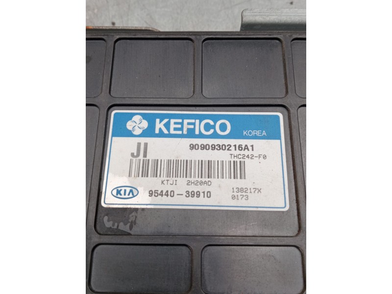 Recambio de centralita motor uce para kia carens 2.0 turbodiesel cat referencia OEM IAM 9544039910 9090930216a1  