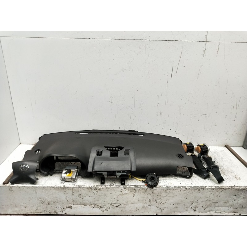 Recambio de kit airbag para toyota avensis berlina (t25) 2.2 d-4d clean power executive berlina (5-ptas.) referencia OEM IAM 215